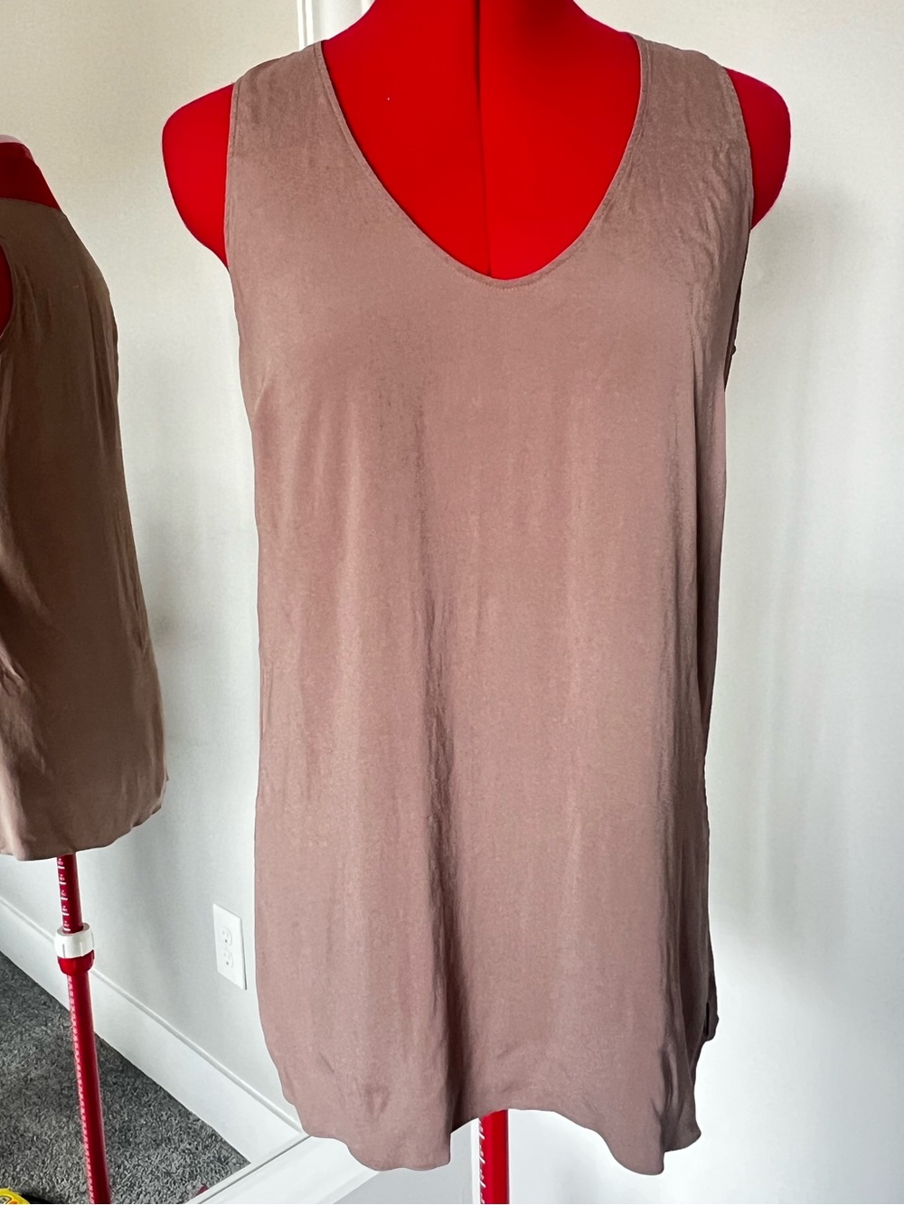 Brunello Cucinelli Taupe Sleeveless V-Neck Tank